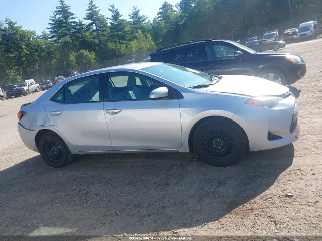 Toyota COROLLA LE 2018 2T1BURHE8JC024796 Image 13