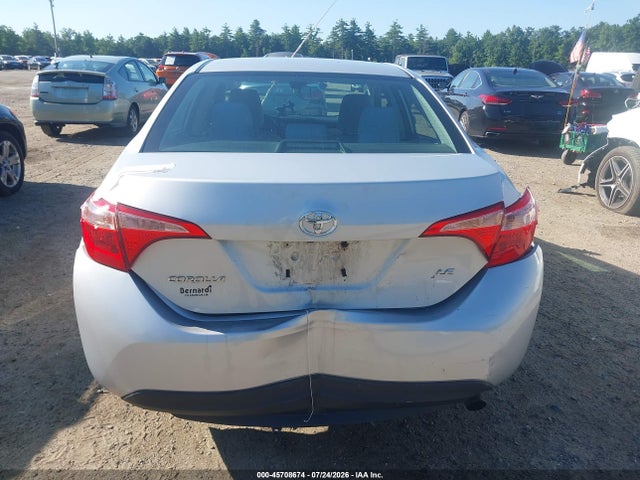 Toyota COROLLA LE 2018 2T1BURHE8JC024796 Image 6