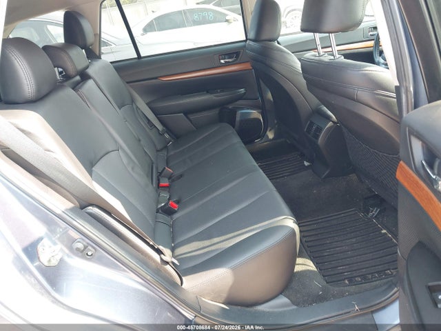 45708684 :رقم المزاد ، 4S4BRCLC9E3220390 vin ، 2014 Subaru Outback 2.5i Limited مزاد بيع