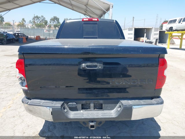 45708714 :رقم المزاد ، 5TFUY5F18LX896566 vin ، 2020 Toyota Tundra Sr5 مزاد بيع