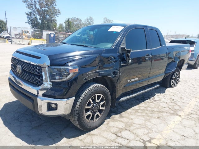 45708714 :رقم المزاد ، 5TFUY5F18LX896566 vin ، 2020 Toyota Tundra Sr5 مزاد بيع