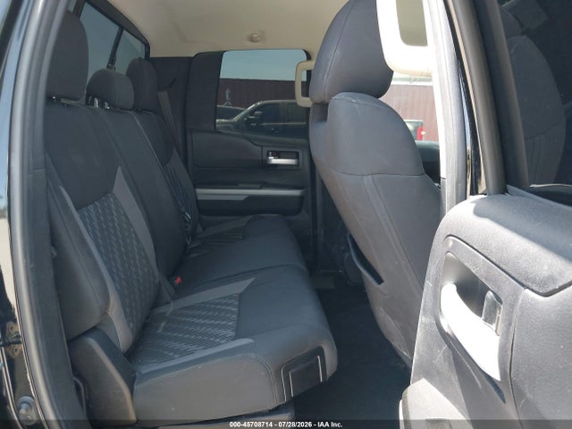 45708714 :رقم المزاد ، 5TFUY5F18LX896566 vin ، 2020 Toyota Tundra Sr5 مزاد بيع