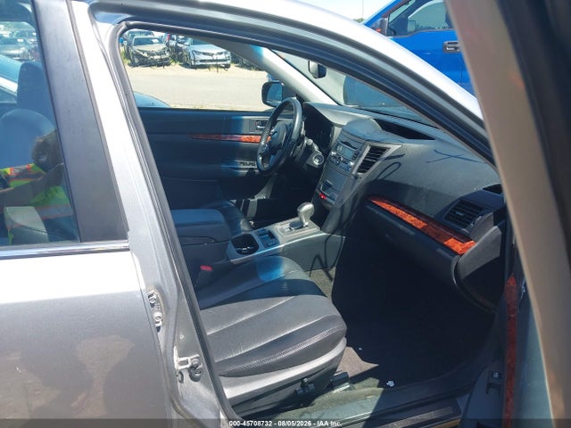 2011 Subaru Legacy 2.5i Limited მანქანა იყიდება აუქციონზე, vin: 4S3BMBK65B3253780, აუქციონის ნომერი: 45708732
