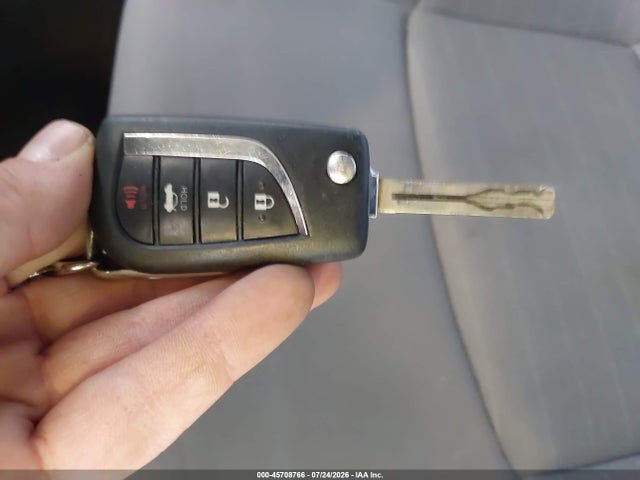 45708766 :رقم المزاد ، JTDS4RCE8LJ010394 vin ، 2020 Toyota Corolla Se مزاد بيع