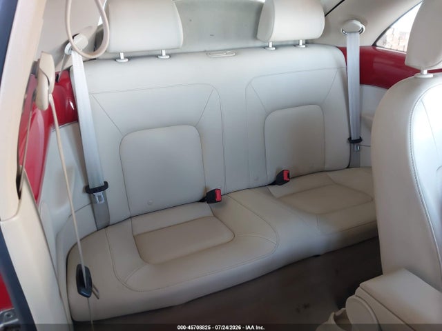 45708825 :رقم المزاد ، 3VWRG3AG8AM022985 vin ، 2010 Volkswagen New Beetle 2.5l مزاد بيع