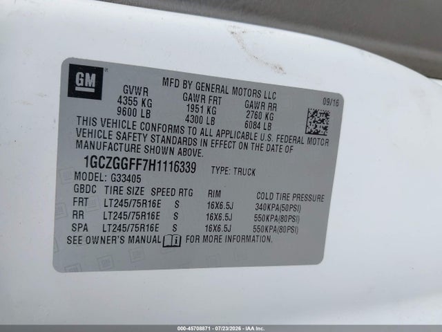 Chevrolet Express 3500 Work Van 2017 1GCZGGFF7H1116339 Image 9