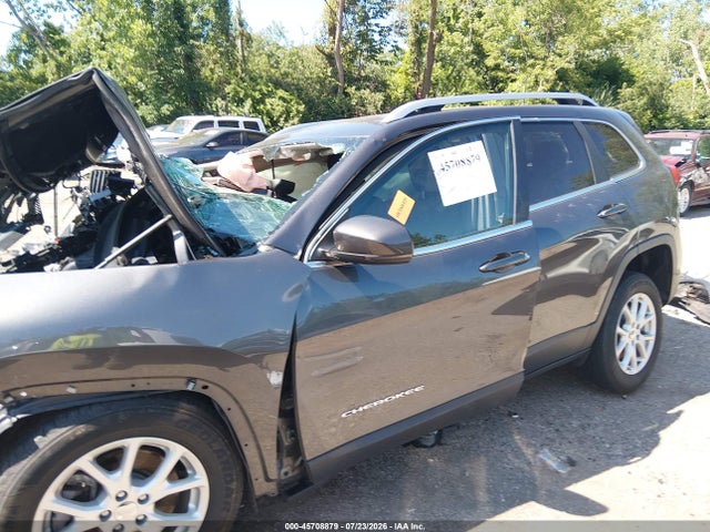 2016 Jeep Cherokee Latitude მანქანა იყიდება აუქციონზე, vin: 1C4PJMCB3GW372178, აუქციონის ნომერი: 45708879