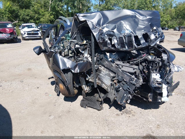 2016 Jeep Cherokee Latitude მანქანა იყიდება აუქციონზე, vin: 1C4PJMCB3GW372178, აუქციონის ნომერი: 45708879