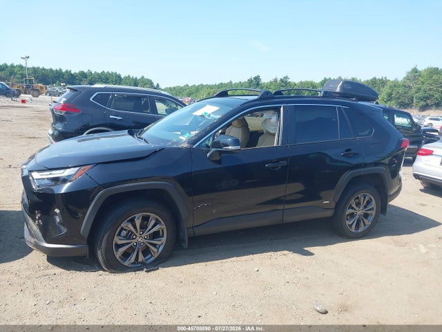 4T3B6RFV8RU162983 Toyota Rav4 Hybrid Xle Premium