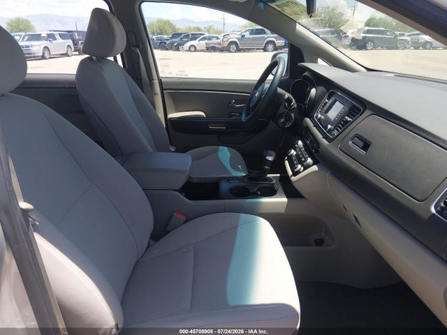 Продаж на аукціоні авто 2018 Kia Sedona L, vin: KNDMA5C10J6404902, номер лоту: 45708908