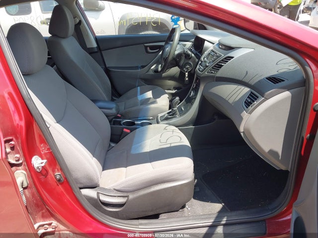 Продаж на аукціоні авто 2016 Hyundai Elantra Se, vin: 5NPDH4AE6GH688160, номер лоту: 45708909