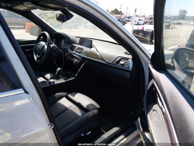 BMW 3 Series 330i 2017 WBA8B9G34HNU57228 Image 5