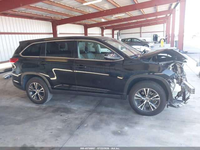 5TDZZRFH5KS311504 Toyota Highlander Le