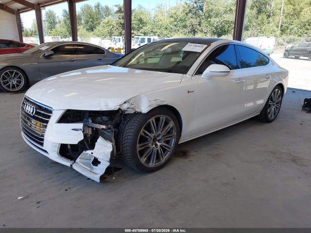 Audi A7 3.0t Premium Plus 2014 WAUWGAFC7EN007872 Image 2