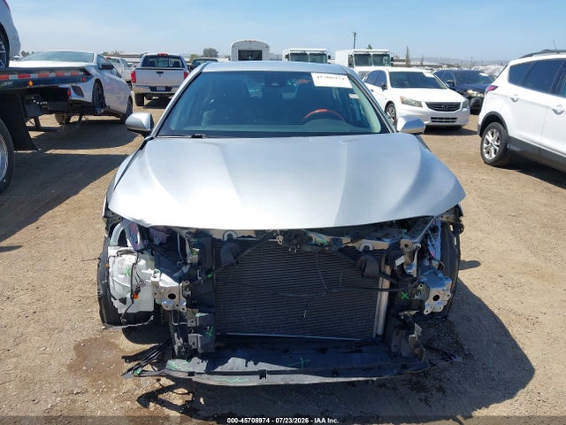 4T1G11AKXMU418237 Toyota CAMRY SE