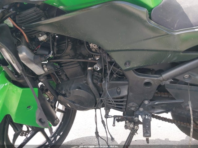 Продажа на аукционе авто 2009 Kawasaki Ex250 J, vin: JKAEXMJ129DA32466, номер лота: 45709006