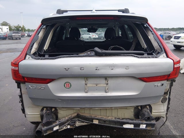 Продаж на аукціоні авто 2018 Volvo Xc60 T6 Momentum, vin: YV4A22RK6J1045113, номер лоту: 45709008