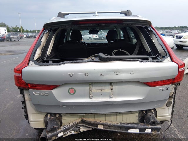 Продаж на аукціоні авто 2018 Volvo Xc60 T6 Momentum, vin: YV4A22RK6J1045113, номер лоту: 45709008