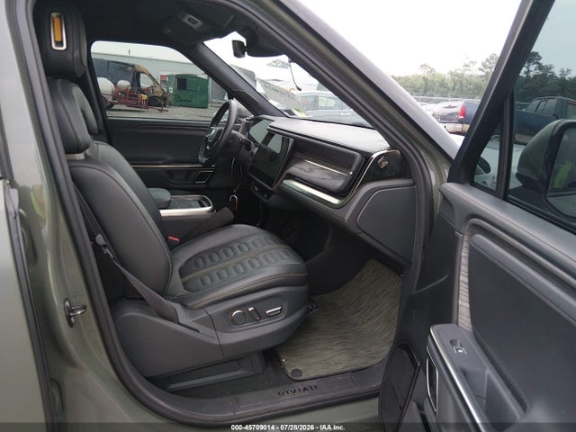 Rivian R1t Launch Edition 2022 7FCTGAAL1NN001122 Image 5
