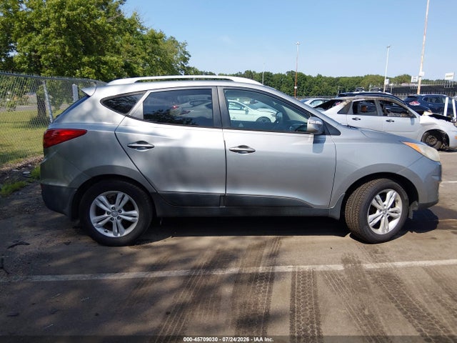 2013 Hyundai Tucson Gls მანქანა იყიდება აუქციონზე, vin: KM8JU3AC4DU575618, აუქციონის ნომერი: 45709030