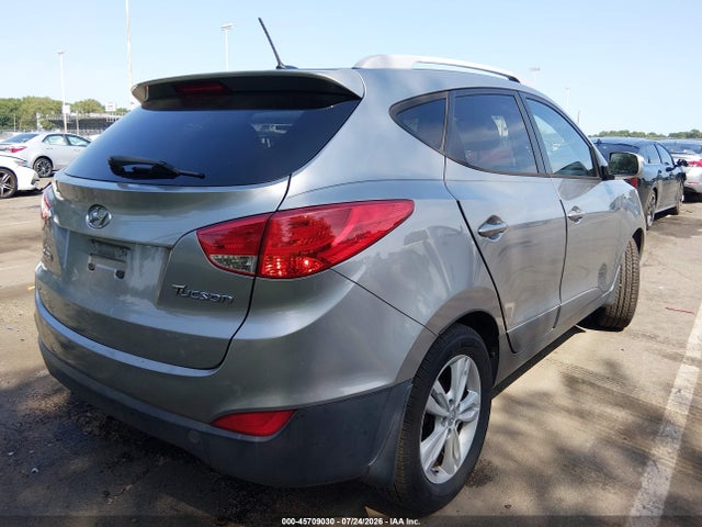 2013 Hyundai Tucson Gls მანქანა იყიდება აუქციონზე, vin: KM8JU3AC4DU575618, აუქციონის ნომერი: 45709030