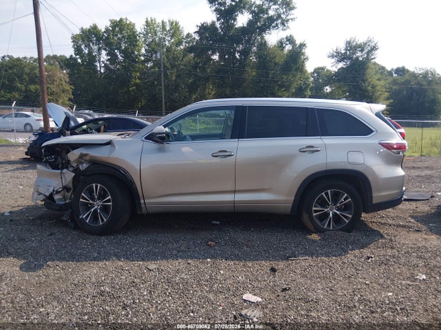 2016 Toyota Highlander Xle V6 მანქანა იყიდება აუქციონზე, vin: 5TDKKRFH2GS146914, აუქციონის ნომერი: 45709062