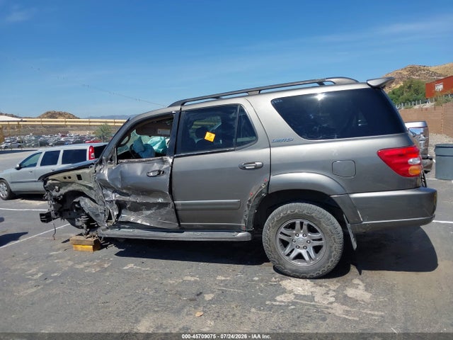45709075 :رقم المزاد ، 5TDBT48A54S231242 vin ، 2004 Toyota Sequoia Limited V8 مزاد بيع