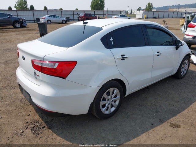 KIA RIO LX 2016 KNADM4A37G6633296 Image 4