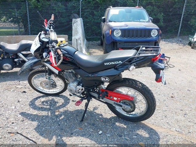 45709117 :رقم المزاد ، 3H1KD1314RD100955 vin ، 2024 Honda Xr150l E مزاد بيع