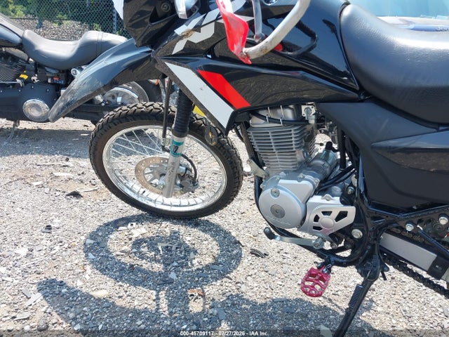 45709117 :رقم المزاد ، 3H1KD1314RD100955 vin ، 2024 Honda Xr150l E مزاد بيع
