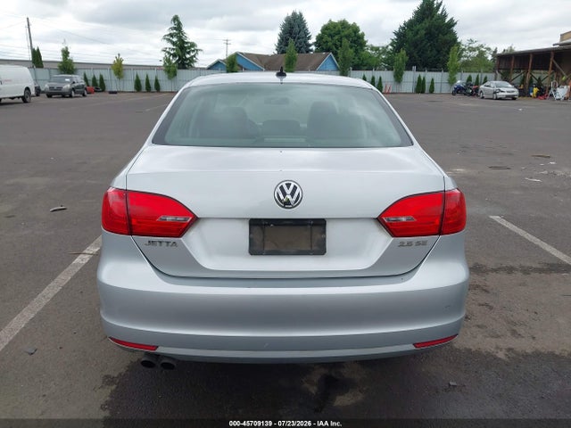 45709139 :رقم المزاد ، 3VWDP7AJ9DM371669 vin ، 2013 Volkswagen Jetta 2.5l Se مزاد بيع