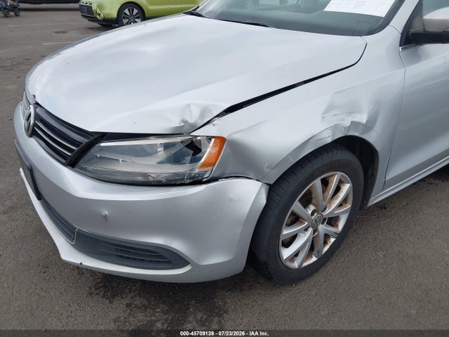 45709139 :رقم المزاد ، 3VWDP7AJ9DM371669 vin ، 2013 Volkswagen Jetta 2.5l Se مزاد بيع