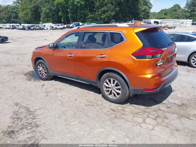 45709140 :رقم المزاد ، JN8AT2MT4HW150069 vin ، 2017 Nissan Rogue Sv مزاد بيع