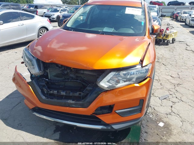45709140 :رقم المزاد ، JN8AT2MT4HW150069 vin ، 2017 Nissan Rogue Sv مزاد بيع