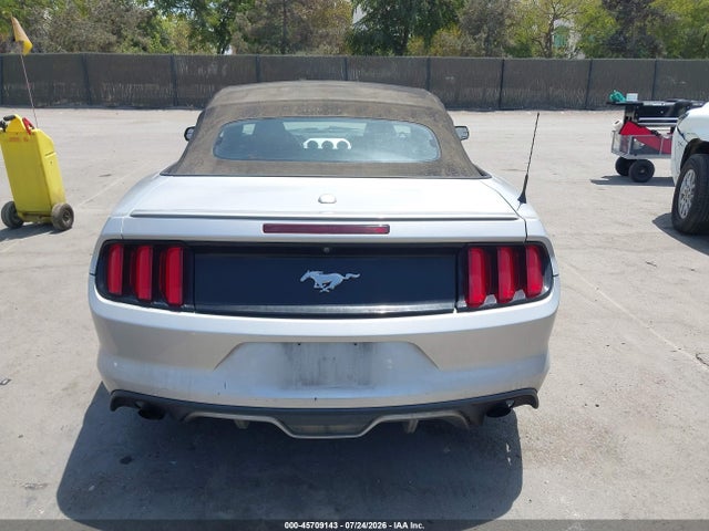 Ford Mustang Ecoboost Premium 2017 1FATP8UH2H5273064 Image 16