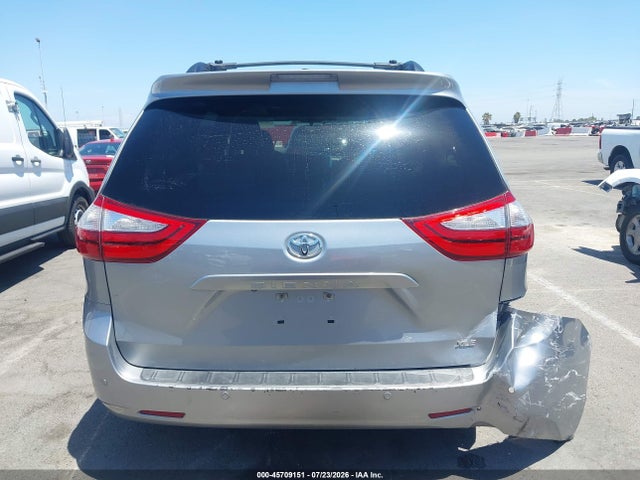 5TDYK3DCXFS667148 Toyota Sienna Xle Premium 8 Passenger