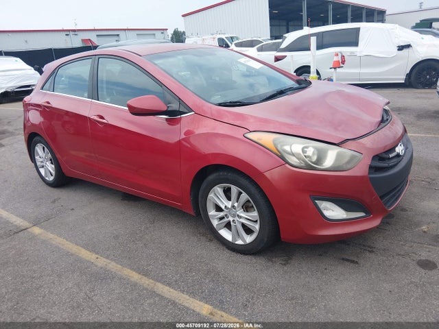 2014 Hyundai Elantra Gt მანქანა იყიდება აუქციონზე, vin: KMHD35LH8EU233045, აუქციონის ნომერი: 45709192