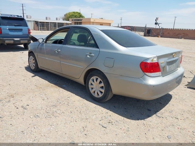 45709235 :رقم المزاد ، 4T1BE30K25U504168 vin ، 2005 Toyota Camry Le مزاد بيع