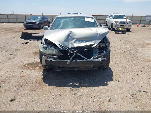 45709235 :رقم المزاد ، 4T1BE30K25U504168 vin ، 2005 Toyota Camry Le مزاد بيع