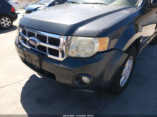 2008 Ford Escape Xlt მანქანა იყიდება აუქციონზე, vin: 1FMCU03Z68KE39890, აუქციონის ნომერი: 45709251
