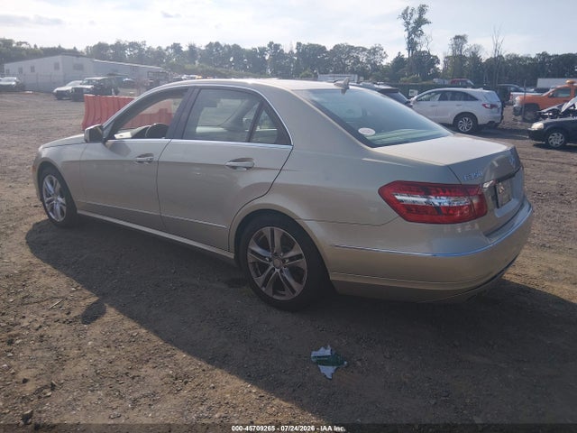 45709265 :رقم المزاد ، WDDHF8HB8BA436409 vin ، 2011 Mercedes-benz E 350 4matic مزاد بيع