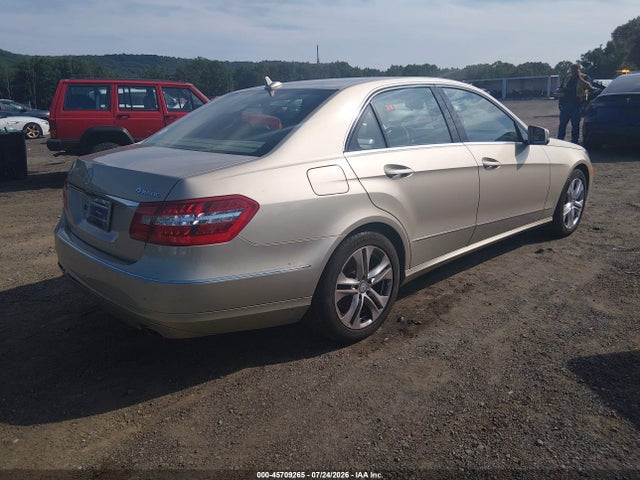 45709265 :رقم المزاد ، WDDHF8HB8BA436409 vin ، 2011 Mercedes-benz E 350 4matic مزاد بيع