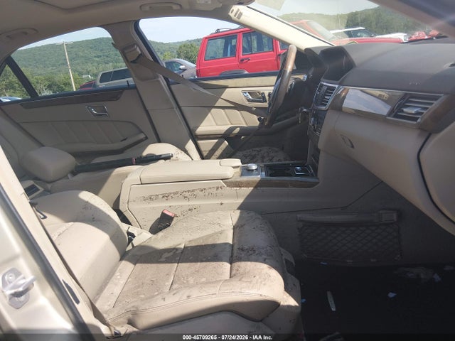 45709265 :رقم المزاد ، WDDHF8HB8BA436409 vin ، 2011 Mercedes-benz E 350 4matic مزاد بيع