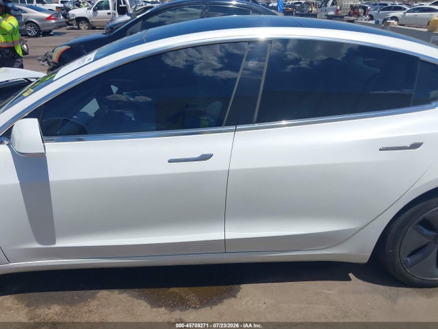 5YJ3E1EA6LF718180 Tesla Model 3 Standard Range Plus Rear-wheel Drive/standard Range Rear-wheel Drive