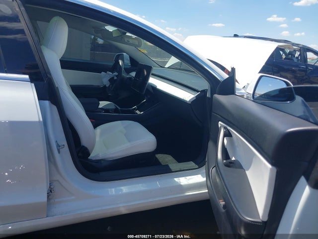 5YJ3E1EA6LF718180 Tesla Model 3 Standard Range Plus Rear-wheel Drive/standard Range Rear-wheel Drive
