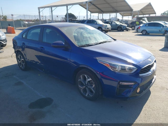45709280 :رقم المزاد ، 3KPF24AD1ME278884 vin ، 2021 Kia Forte Lxs مزاد بيع