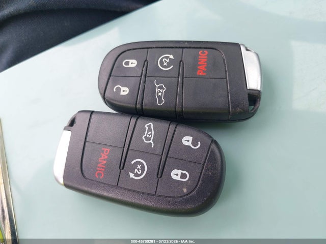 45709281 :رقم المزاد ، 1C4RJFBG2HC807485 vin ، 2017 Jeep Grand Cherokee Limited مزاد بيع