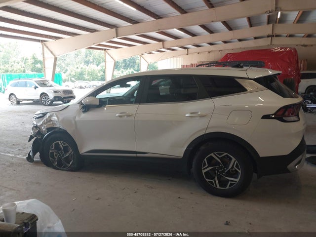 Продажа на аукционе авто 2023 Kia Sportage Lx, vin: KNDPUCAF4P7133160, номер лота: 45709282