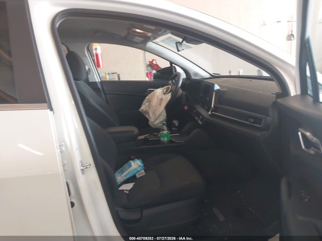 Продажа на аукционе авто 2023 Kia Sportage Lx, vin: KNDPUCAF4P7133160, номер лота: 45709282