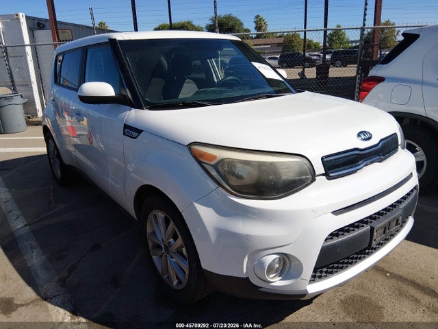 KIA SOUL + 2018 KNDJP3A52J7894927 zdjęcie główne